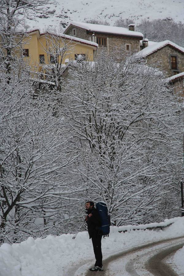 El Principado, cubierto por la nieve