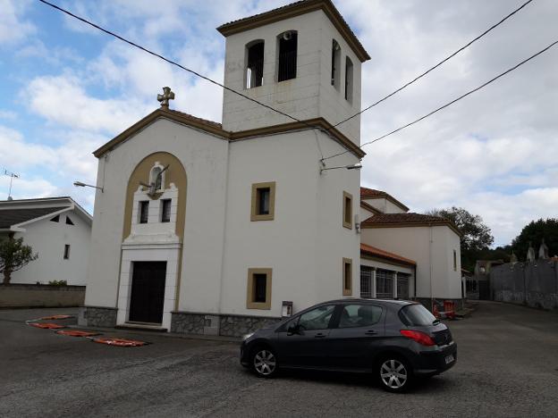 La iglesia permanece cerrada desde mayo por seguridad. 