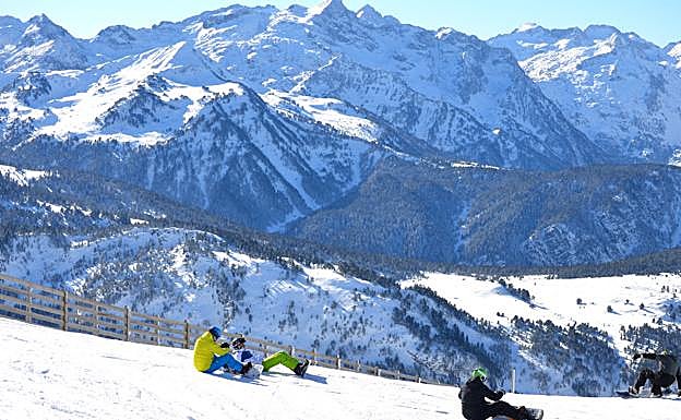 Baqueira suma más de 135 km de cara al puente