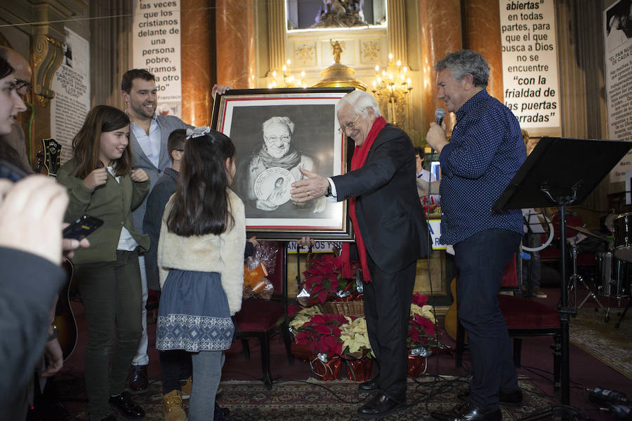 Concierto del coro Mensajeros de la Paz, en la Iglesia de San Antón