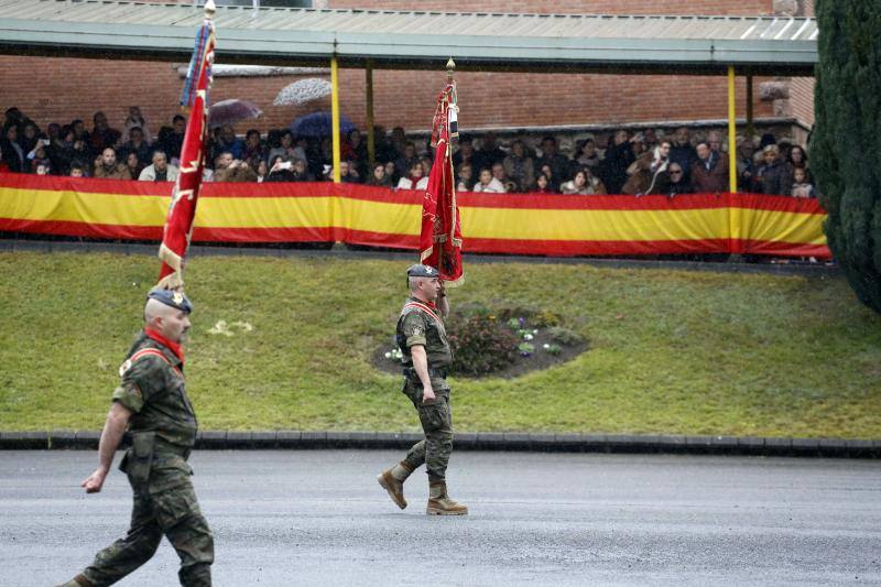El acuartelamiento de Cabo Noval celebra una parada militar con motivo de la Festividad de la Inmaculada, acto que estará presidido por el general de división Francisco Rosaleny. 