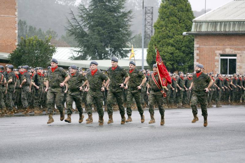 El acuartelamiento de Cabo Noval celebra una parada militar con motivo de la Festividad de la Inmaculada, acto que estará presidido por el general de división Francisco Rosaleny. 