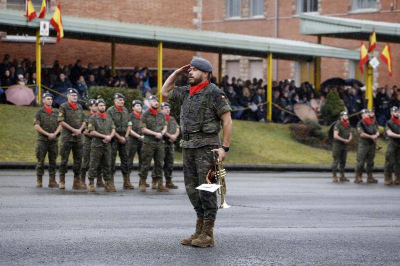 El acuartelamiento de Cabo Noval celebra una parada militar con motivo de la Festividad de la Inmaculada, acto que estará presidido por el general de división Francisco Rosaleny. 