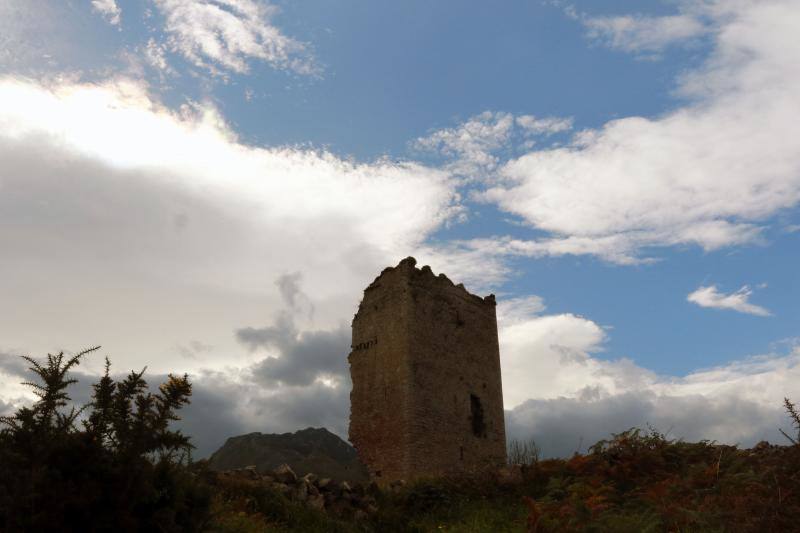 Torre de Peñerudes, en Morcín. 