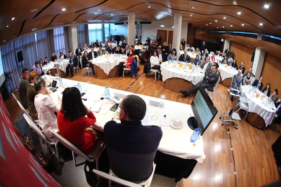 El Fórum EL COMERCIO debate sobre la concertación social