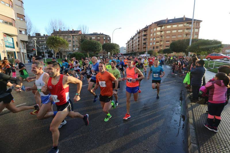 2.000 corredores afrontaron los ocho kilómetros de Castrillón
