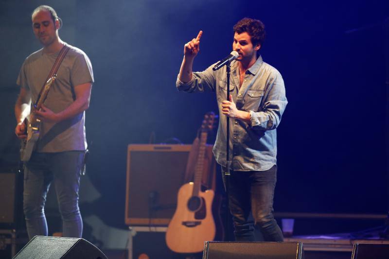 ¿Estuviste en el concierto de Destino 48 y Taburete? ¡Búscate!