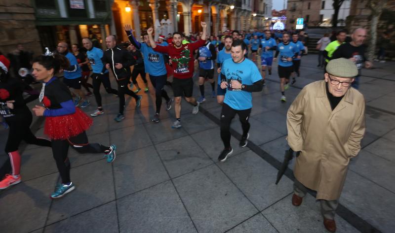 ¿Estuviste en la San Silvestre de Avilés? ¡Búscate!