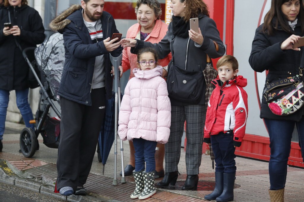 ¿Estuviste en la llegada de los Reyes Magos a Gijón? ¡Búscate en las fotos! (2)