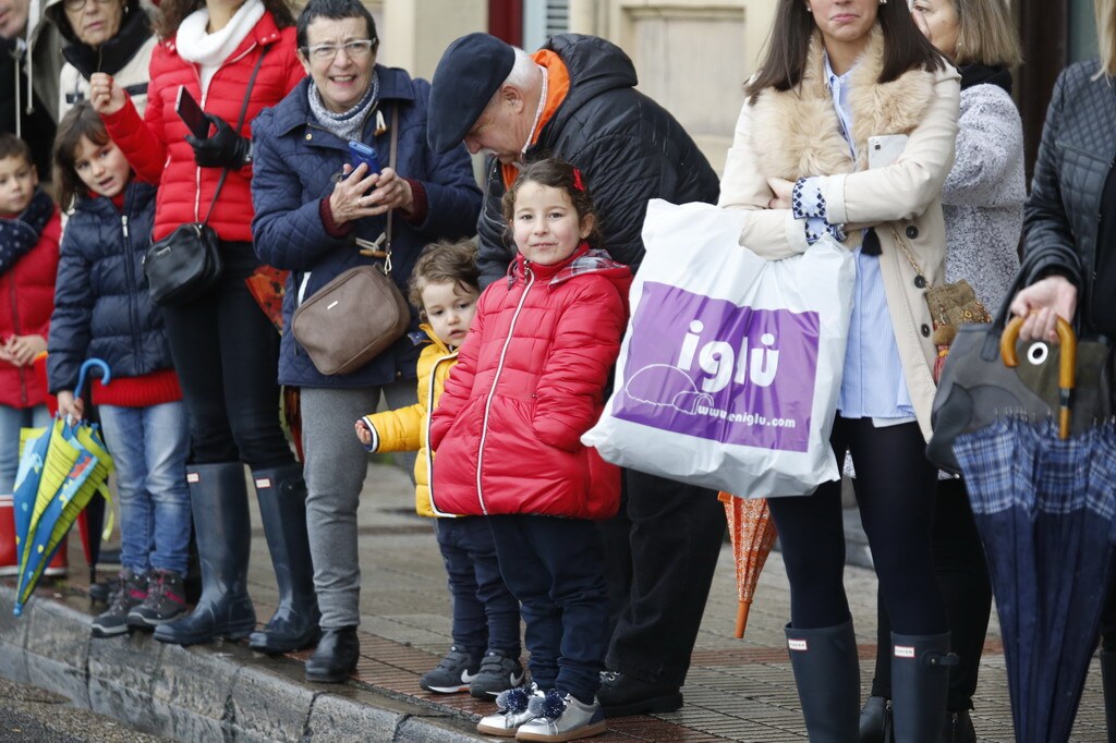 ¿Estuviste en la llegada de los Reyes Magos a Gijón? ¡Búscate en las fotos! (2)