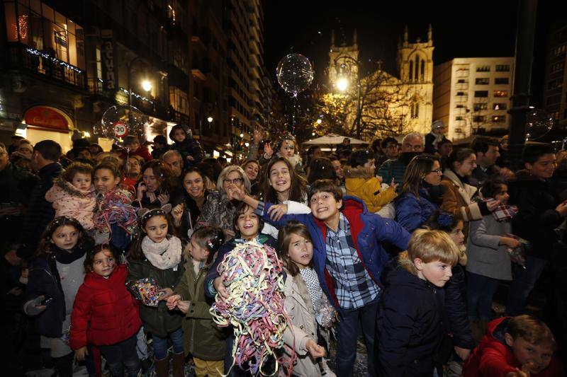 ¿Estuviste en la cabalga de Reyes de Gijón? ¡Búscate!