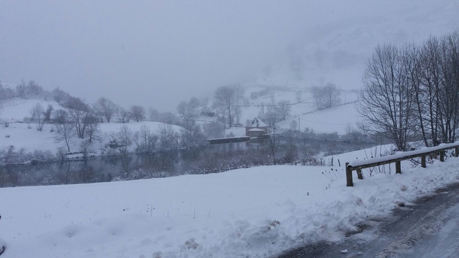 Asturias se cubre de blanco