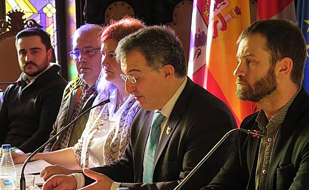 Momento de la recepción en el Ayuntamiento de Astorga. 