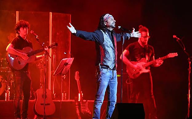 El Arrebato en una actuación