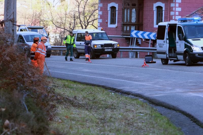 Muere una mujer en un accidente en el corredor del Aller en Mieres