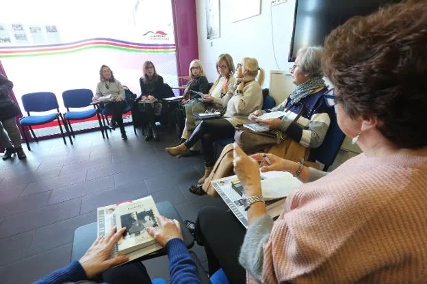 La reunión de ayer del club de lectura. 