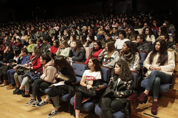 La sala principal del Auditorio albergó un público numeroso. 