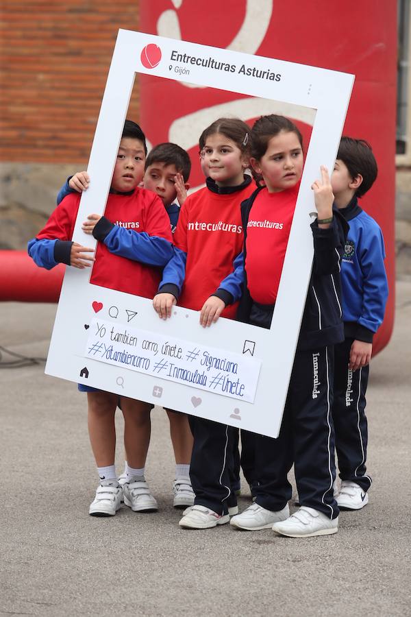 Toda la comunidad educativa del centro escolar participa en esta actividad que se prolonga a lo largo de la jornada y cuya recaudación servirá para poner en marcha un proyecto solidario en Madagascar.