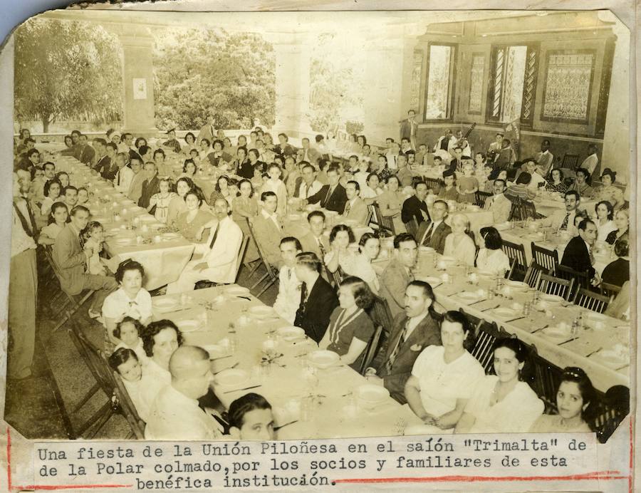 Este archivo ha ido adquiriéndose a lo largo de los últimos diez años, y las últimas 1.682 fotos acaban de ingresar en el museo como donación de un mecenas madrileño