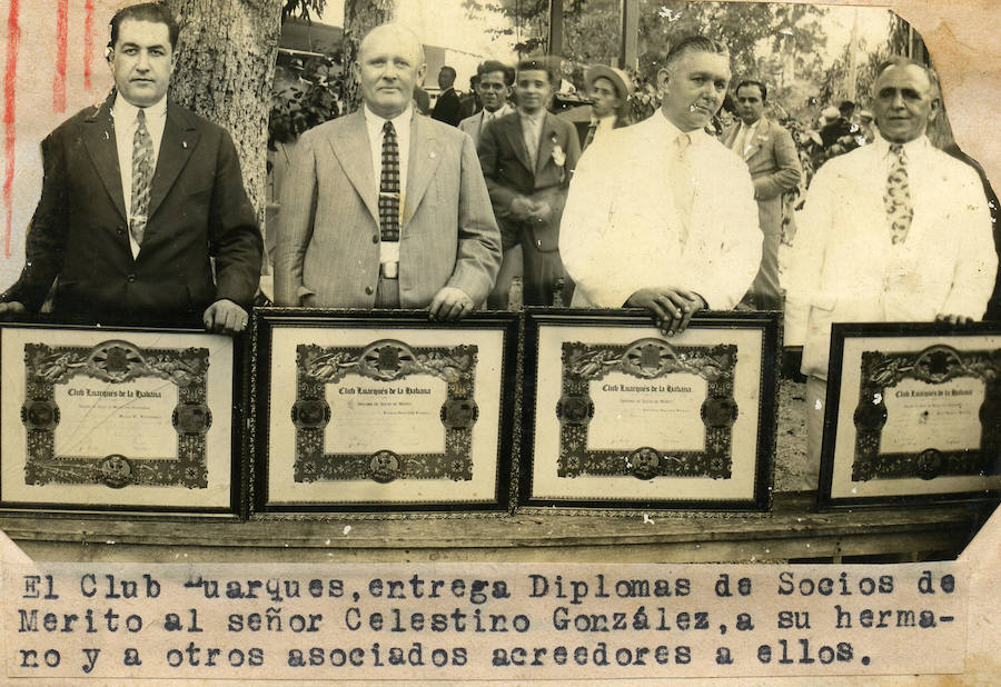 Este archivo ha ido adquiriéndose a lo largo de los últimos diez años, y las últimas 1.682 fotos acaban de ingresar en el museo como donación de un mecenas madrileño