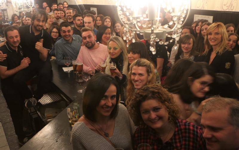 Intensa jornada en Pola de Siero, que amaneció con olor a bollu y disfraces para los más pequeños