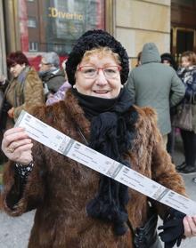 Imagen secundaria 2 - Antroxu de Gijón | Quince horas de cola bajo el frío polar