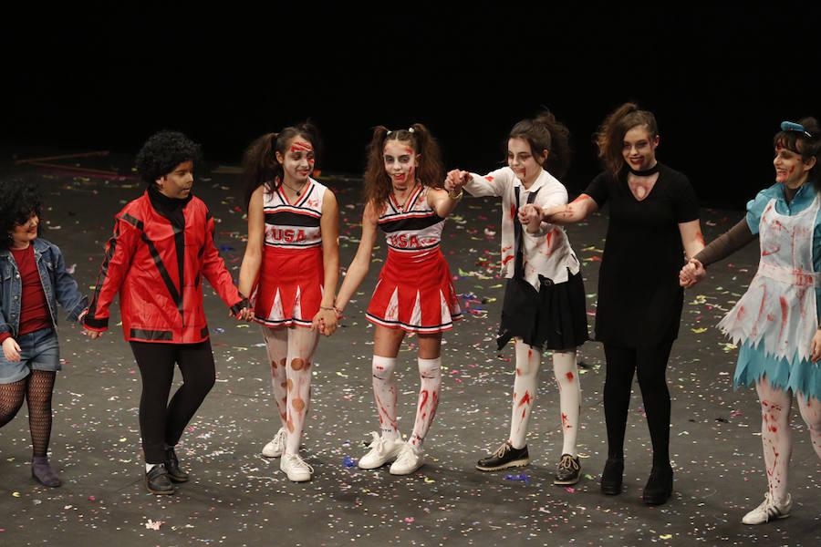 Los más pequeños de la casa ponen su originalidad y desparpajo sobre el escenario del Teatro Jovellanos un año más