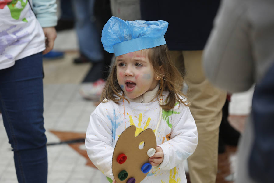 Los más pequeños de la casa ponen su originalidad y desparpajo sobre el escenario del Teatro Jovellanos un año más