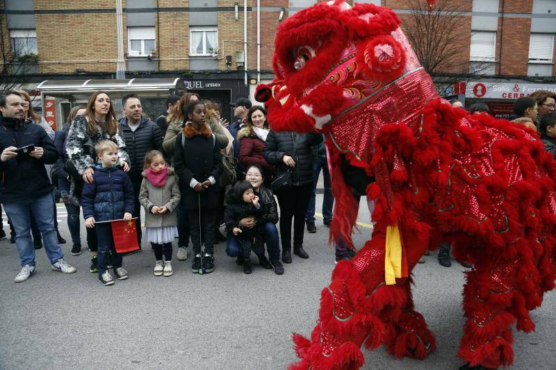 La localidad sierense celebra por todo lo alto esta facha tan señalada para la comunidad asiática, que en esta ocasión estará dedicado al Perro de Tierra.