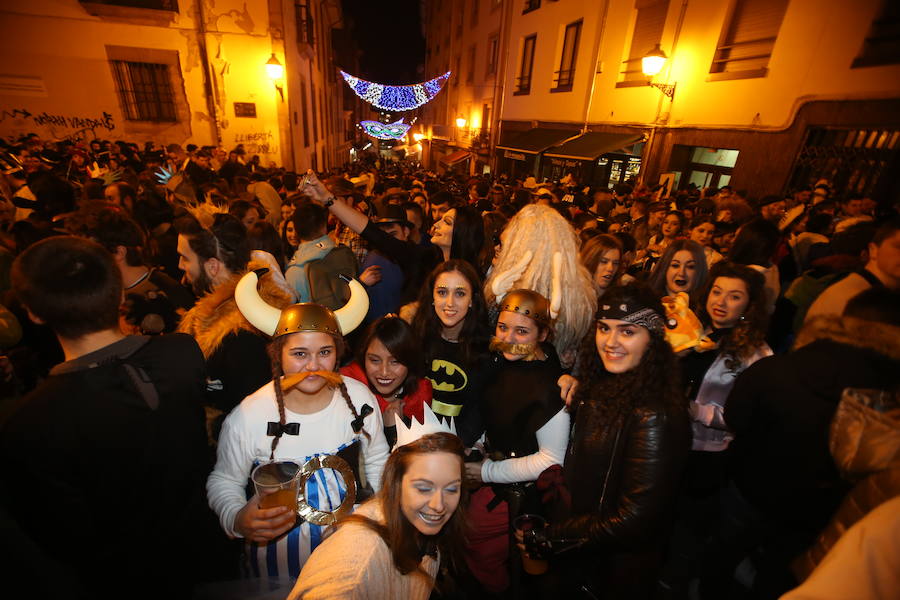 ¿Estuviste de Antroxu nocturno en Oviedo? ¡Búscate! (2)