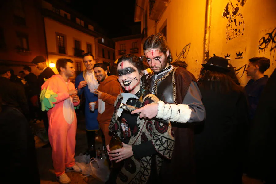 ¿Estuviste de Antroxu nocturno en Oviedo? ¡Búscate! (1)