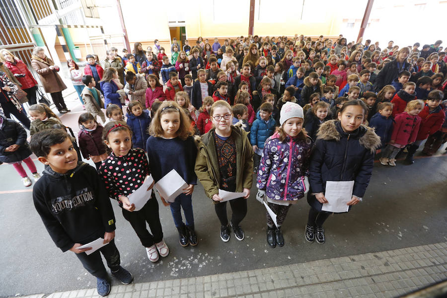 En la Escuelona conviven niños de diferentes nacionalidades