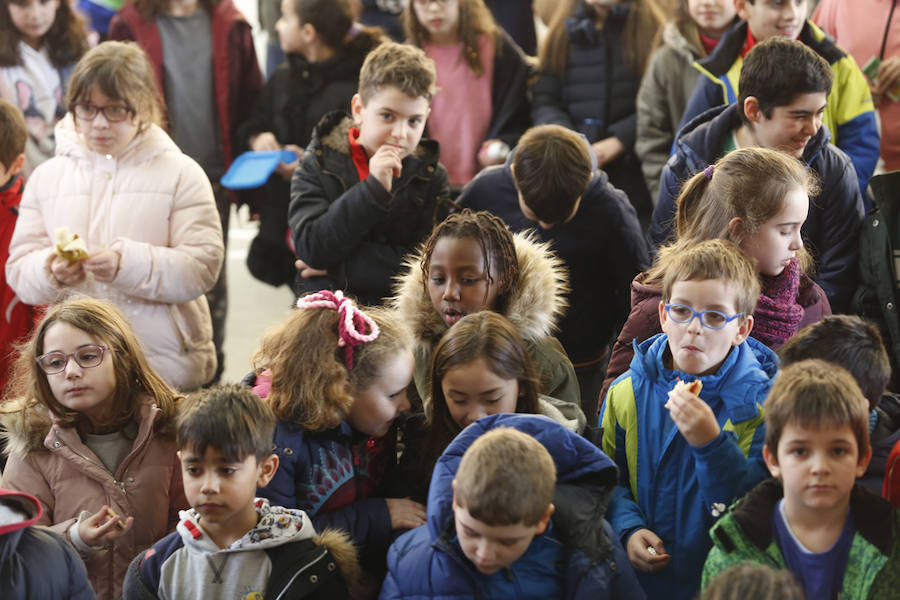 En la Escuelona conviven niños de diferentes nacionalidades