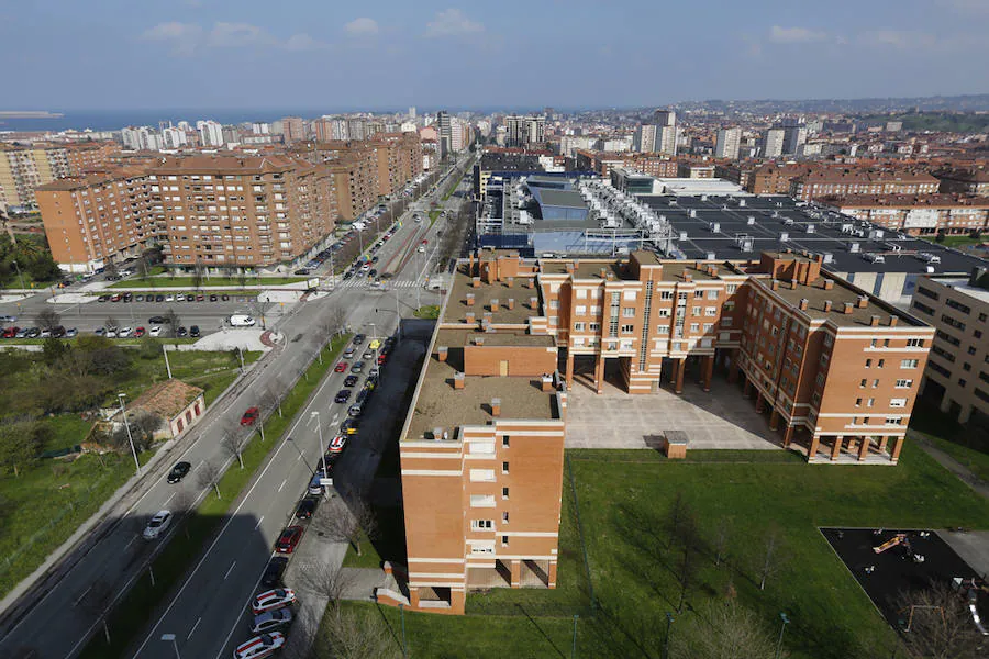 Imágenes tomadas desde los lugares más altos de la ciudad. Vista desde la avenida de Oviedo.