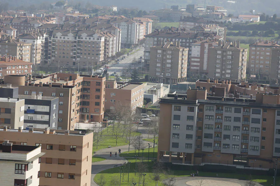 Imágenes tomadas desde los lugares más altos de la ciudad. Vista desde la avenida de Oviedo.