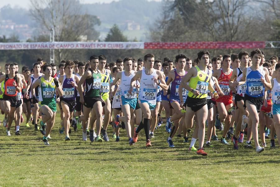 Se celebró en el Parque Fluvial de Viesques con éxito de participantes y espectadores. 