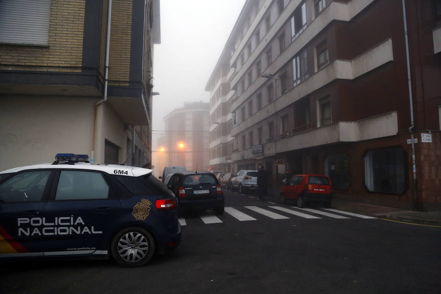 Un fallecido y dos heridos muy graves, entre ellos una niña de 5 años, en un incendio en El Berrón