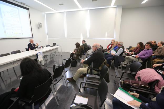 La reunión de ayer en el Valey. 