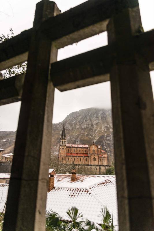 Fotos: La nieve cubre el oriente asturiano