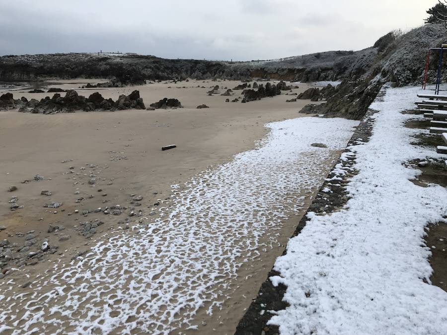 Fotos: La nieve cubre el oriente asturiano