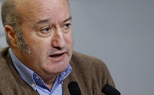 El PP lamenta que la Universidad se sume a la «imposición» del asturiano