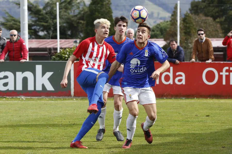 Fotos: El Sporting se lleva la victoria ante el Oviedo en el derbi juvenil