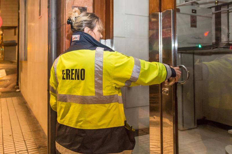 El aumento de las denuncias por agresiones sexuales ha hecho plantearse a entidades y organismos el desarrollo de diferentes herramientas para la defensa de las mujeres.