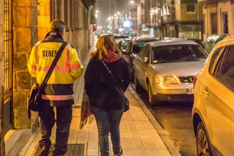 El aumento de las denuncias por agresiones sexuales ha hecho plantearse a entidades y organismos el desarrollo de diferentes herramientas para la defensa de las mujeres.