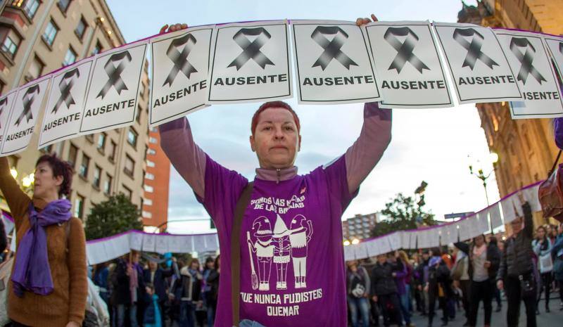 Asturias celebra el Día Internacional de la Mujer en las calles de Gijón en la primera huelga general feminista convocada bajo el lema 'Si nosotras paramos, se para el mundo'