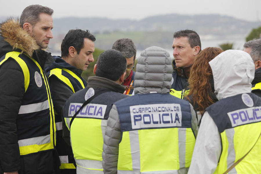 Fotos: Dispositivo de búsqueda en Gijón de Lorena Torrre, la mujer desaparecida
