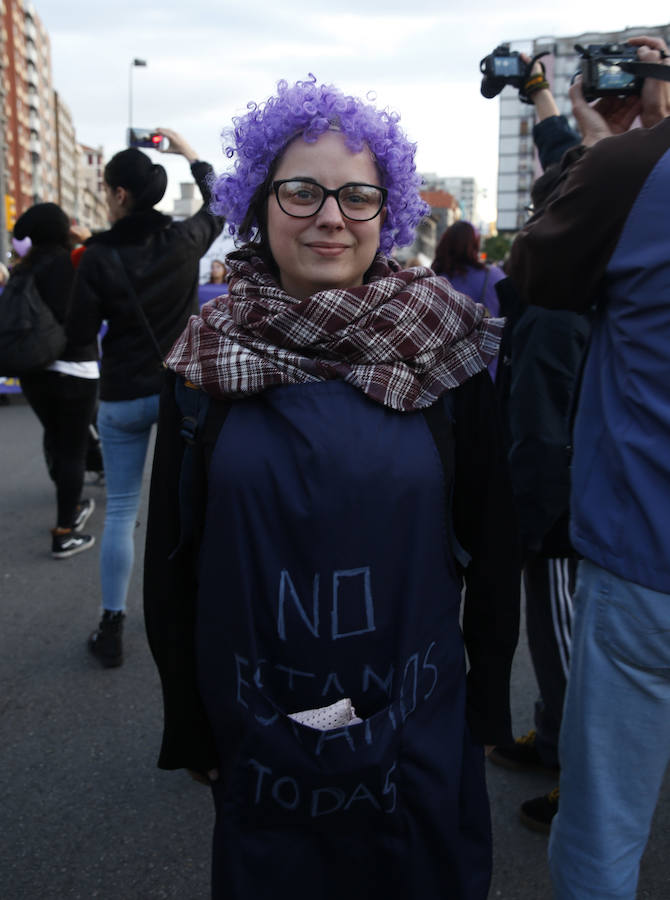 Asturias celebra el Día Internacional de la Mujer en las calles de Gijón en la primera huelga general feminista convocada bajo el lema 'Si nosotras paramos, se para el mundo'