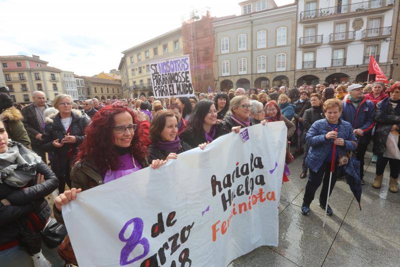 Fotos: Concentración en Avilés por el 8-M