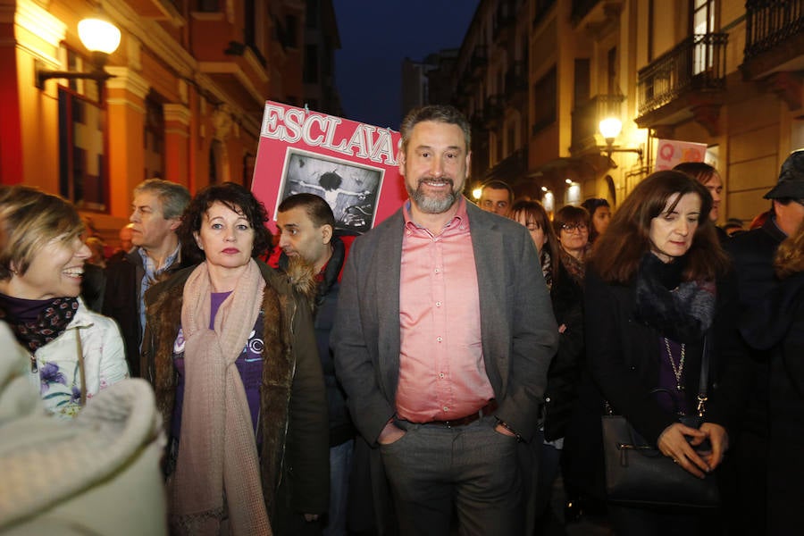 Asturias celebra el Día Internacional de la Mujer en las calles de Gijón en la primera huelga general feminista convocada bajo el lema 'Si nosotras paramos, se para el mundo'