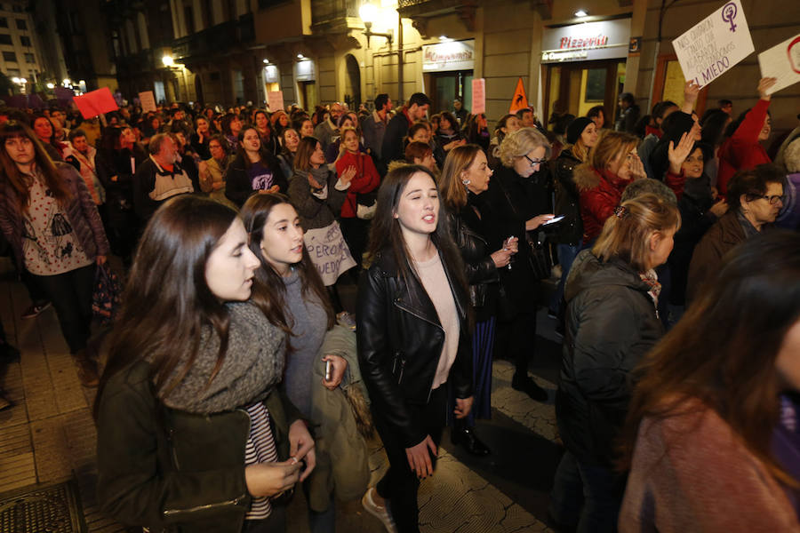 Asturias celebra el Día Internacional de la Mujer en las calles de Gijón en la primera huelga general feminista convocada bajo el lema 'Si nosotras paramos, se para el mundo'